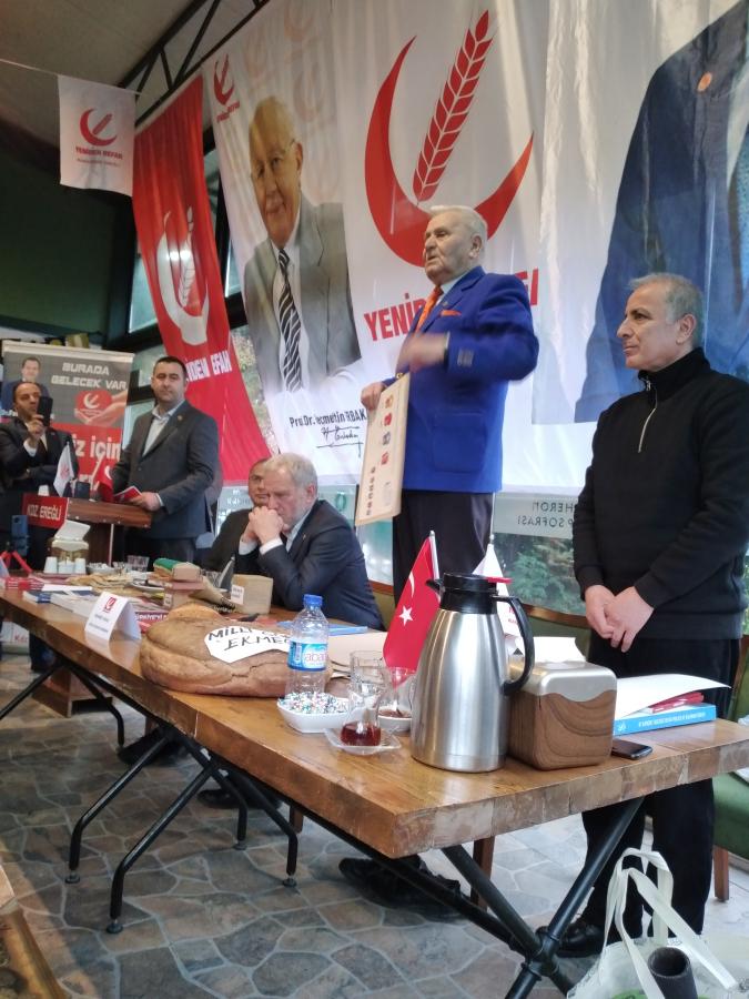 Yeniden Ferah Partisi Kdz. Ereğli’de basın toplantısı düzenledi.