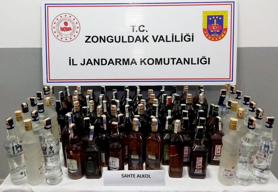 DEVREK’TE KAÇAK İÇKİ.