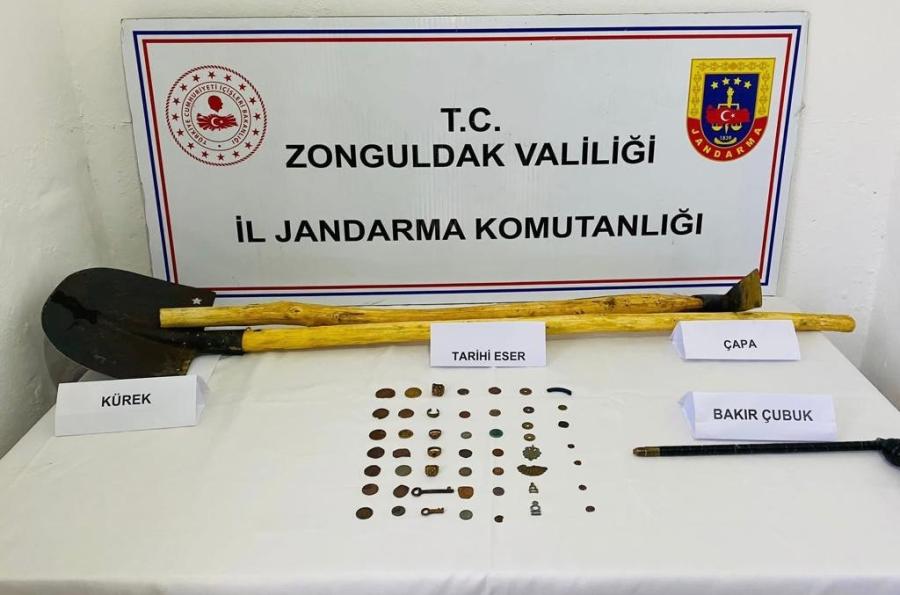 Kaçak kazı ya geçit yok.