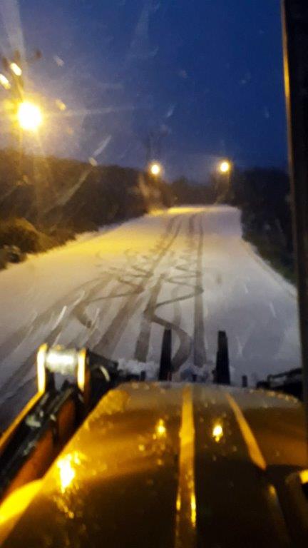 KDZ. EREĞLİ BELEDİYESİ, YÜKSEK KESİMLERDE KAR TEMİZLEME ÇALIŞMALARINI SÜRDÜRÜYOR