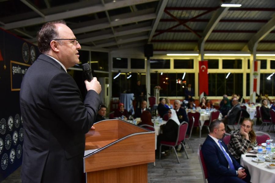 Vali Mustafa Tutulmaz Aziz Şehitlerimizin Yakınları, Gazilerimiz ve Yakınlarıyla İftar Programında Bir Araya Geldi. 