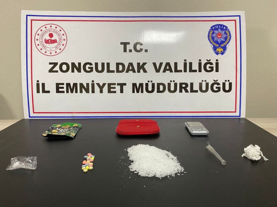 Güvenlik güçleri zehire geçit vermiyor.