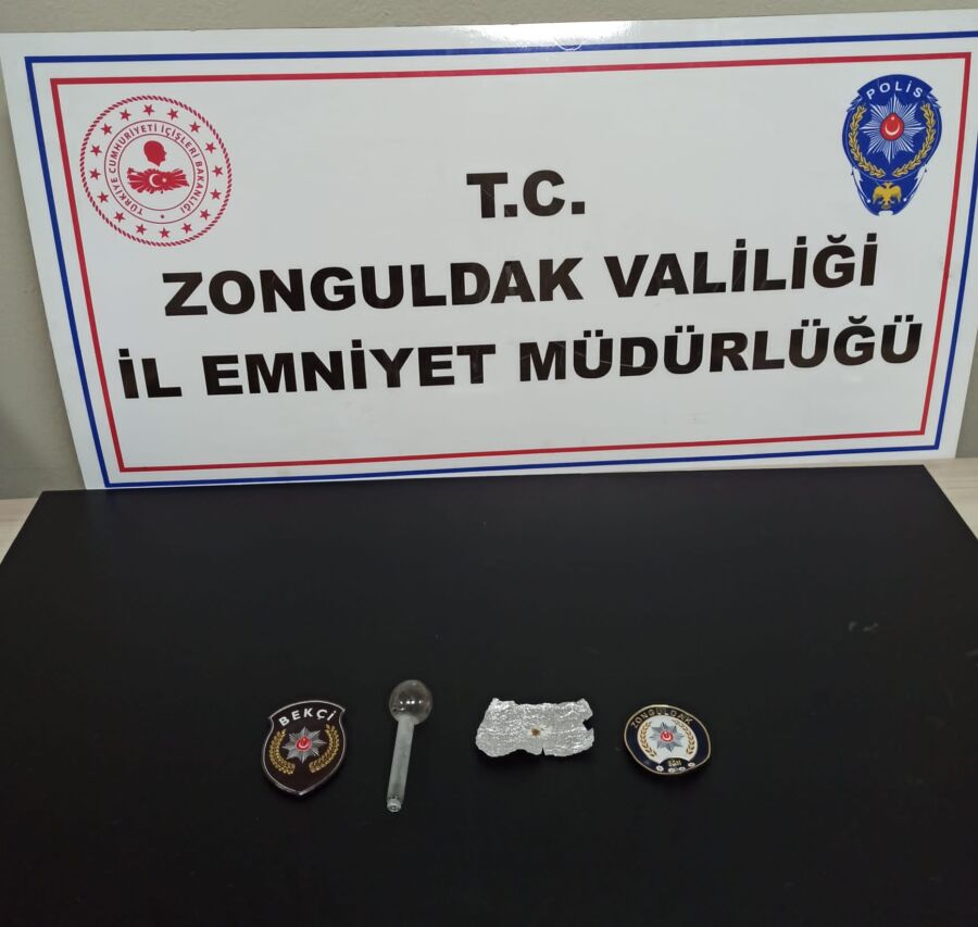 Ereğli’de zehir ve ruhsatsız silah yakalandı.