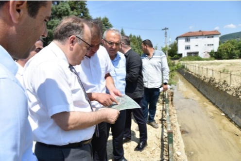 VALİ MUSTAFA TUTULMAZ GÖKÇEBEY, BAKACAKKADI, ÇAYCUMA, SALTUKOVA VE FİLYOS’TA İNCELEMELERDE BULUNDU