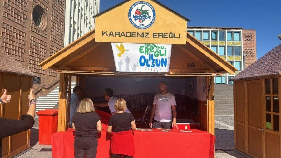 ALMANYA’DA, ‘KDZ. EREĞLİ İL OLSUN’ PANKARTI AÇTILAR