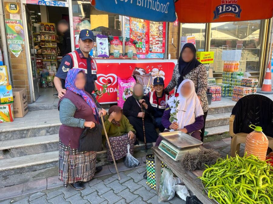 Kadın Çiftçiler Günü.
