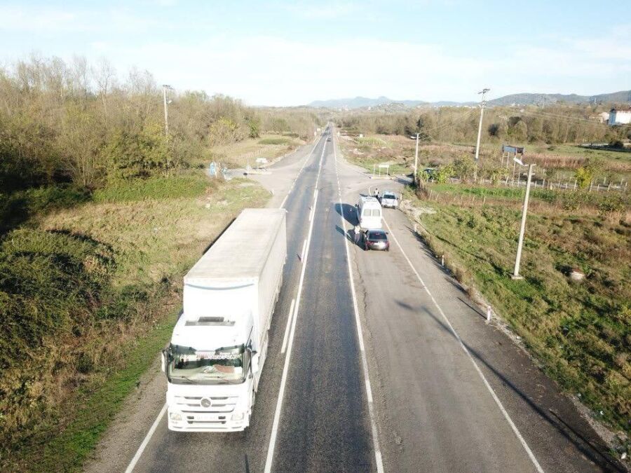 Trafikte tefefon kullananlara denetim.